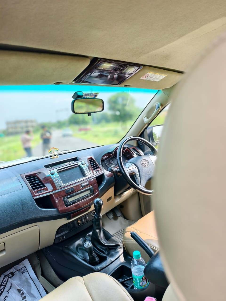 Toyota Fortuner 4X4 2014 - Image 10